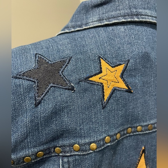 ✨✨Baccini Women’s Jean Jacket ✨✨ - Picture 7 of 8